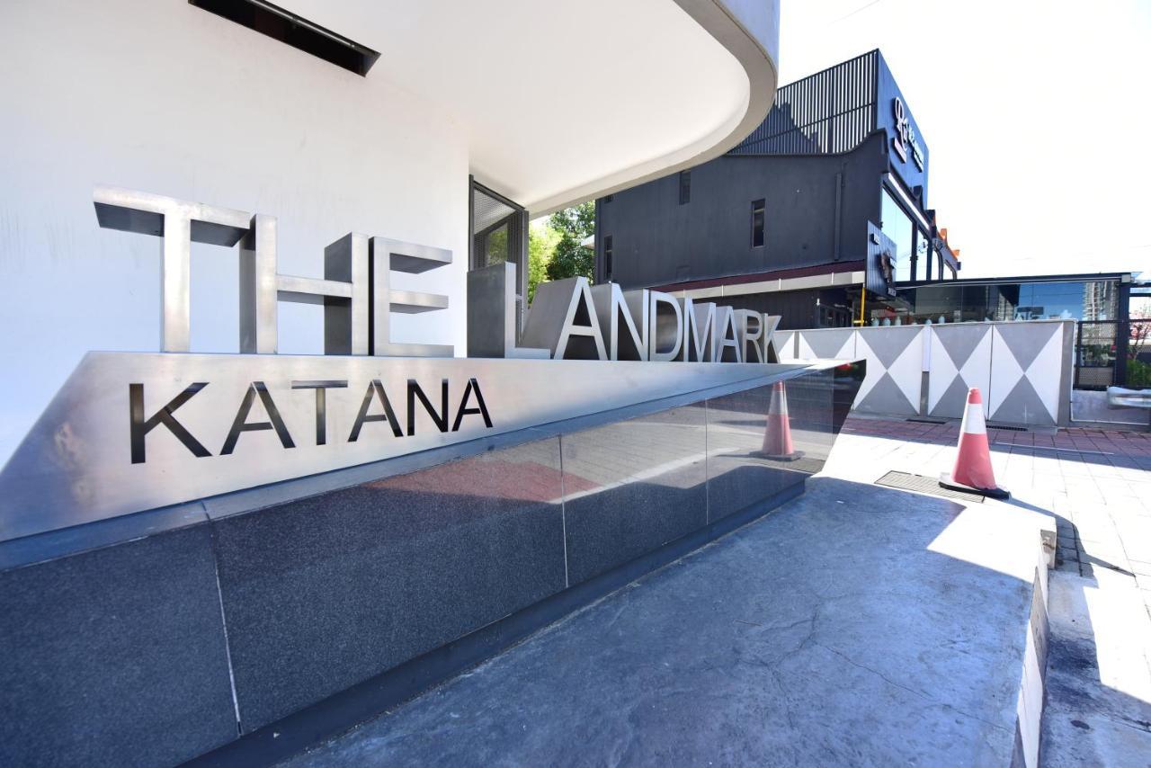 The Landmark By Katana George Town Bagian luar foto